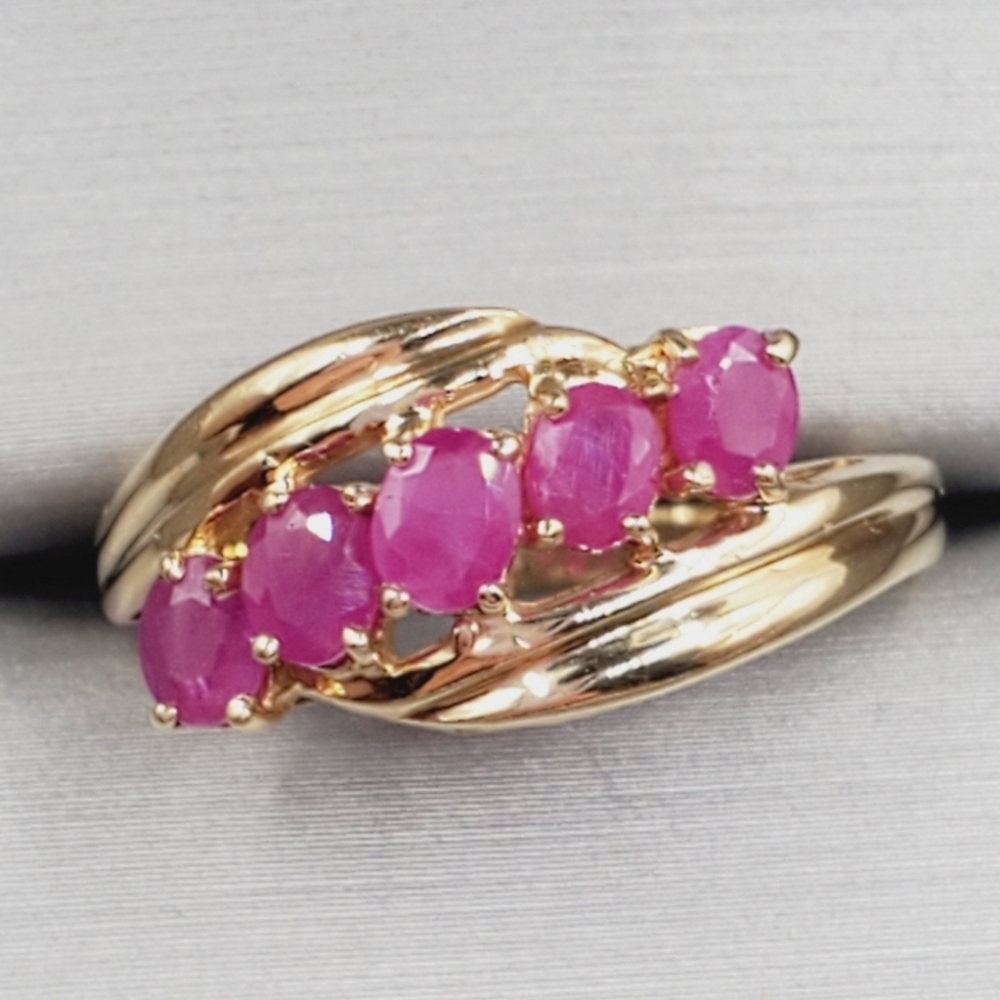 Yellow Gold Ruby Ring